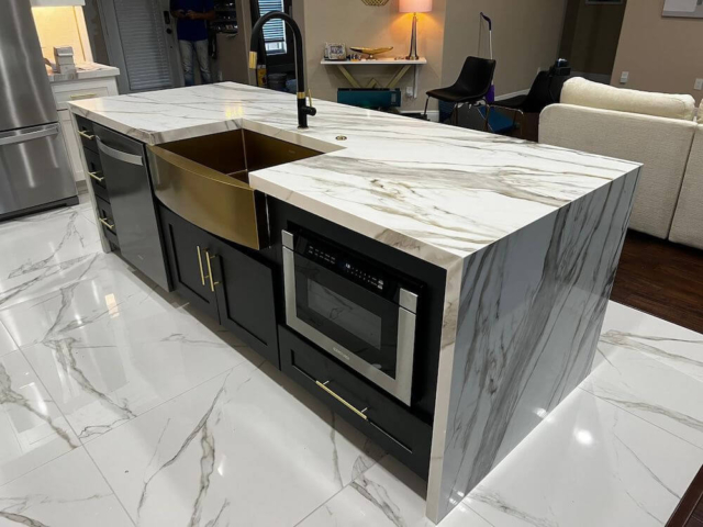 Calcatta Verona Island