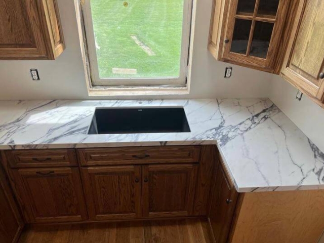 Valiant Tech Veracruz White by Powell Granite 2