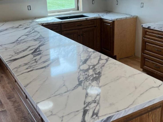 Valiant Tech Veracruz White by Powell Granite