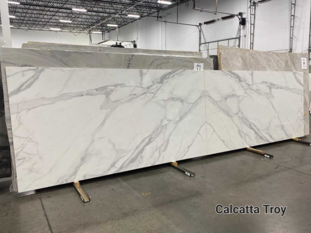 Calcatta Troy Bookmatch